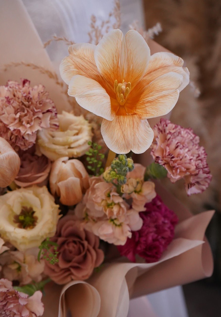 Beige | Cappuccino Rose - Fresh Flowers - Bouquet - Birthday - Bouquet - Carnation - 3