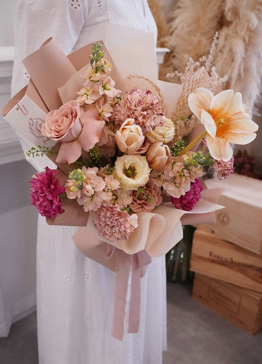 Beige | Cappuccino Rose - Fresh Flowers - Bouquet - Birthday - Bouquet - Carnation - 1