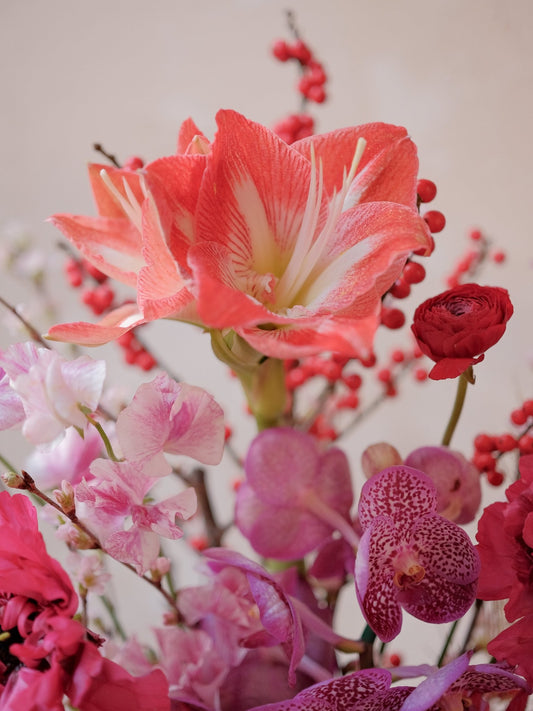 春粉盈門 | Chinese New Year Centrepiece - Fresh flowers - 2025CNY - Chinese New Year - Chinese New Year Centrepiece