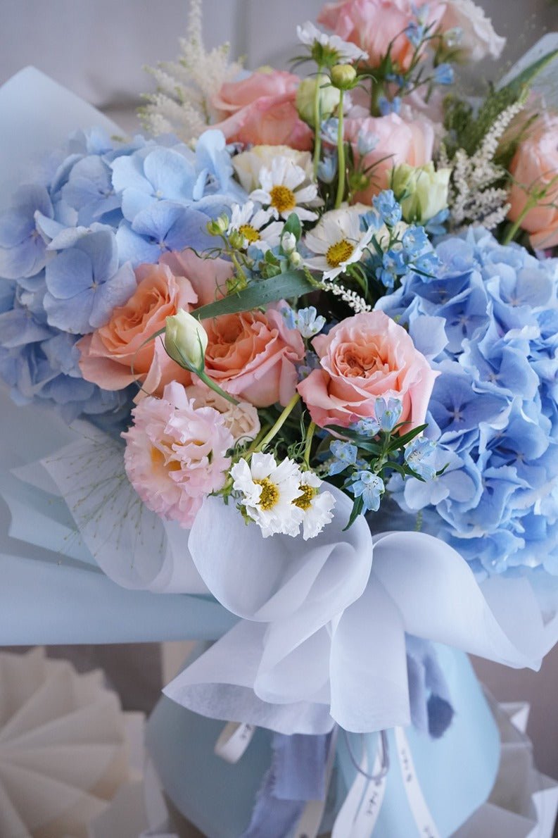 Endless Summer| Shimmer Rose & Hydrangea - Fresh Flowers - Bouquet - Anniversary - Birthday - Bouquet - 2