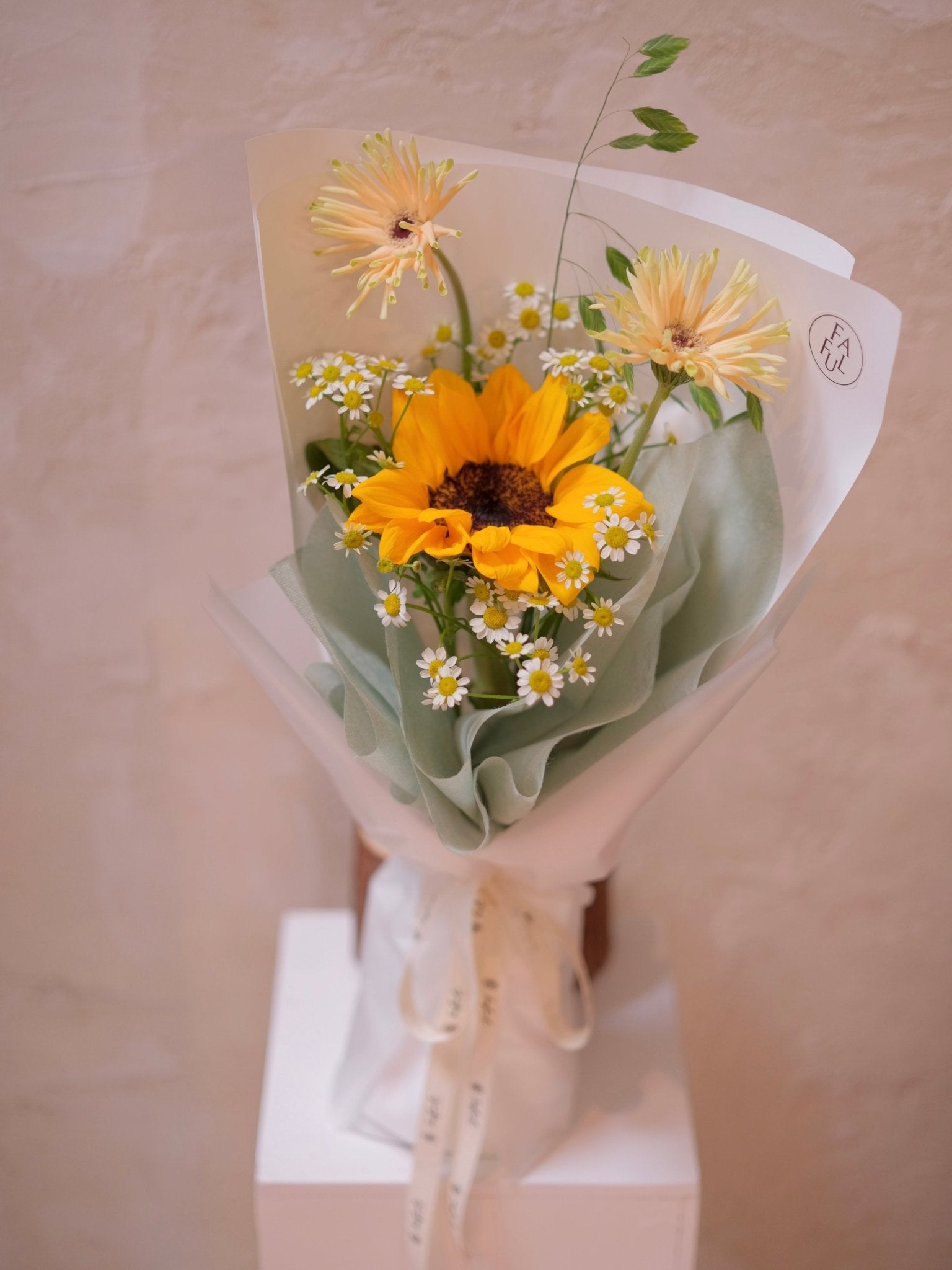 Petite Sunflower - Fresh Flowers - Bouquet - Bouquet - Graduation - Sunflower - 4