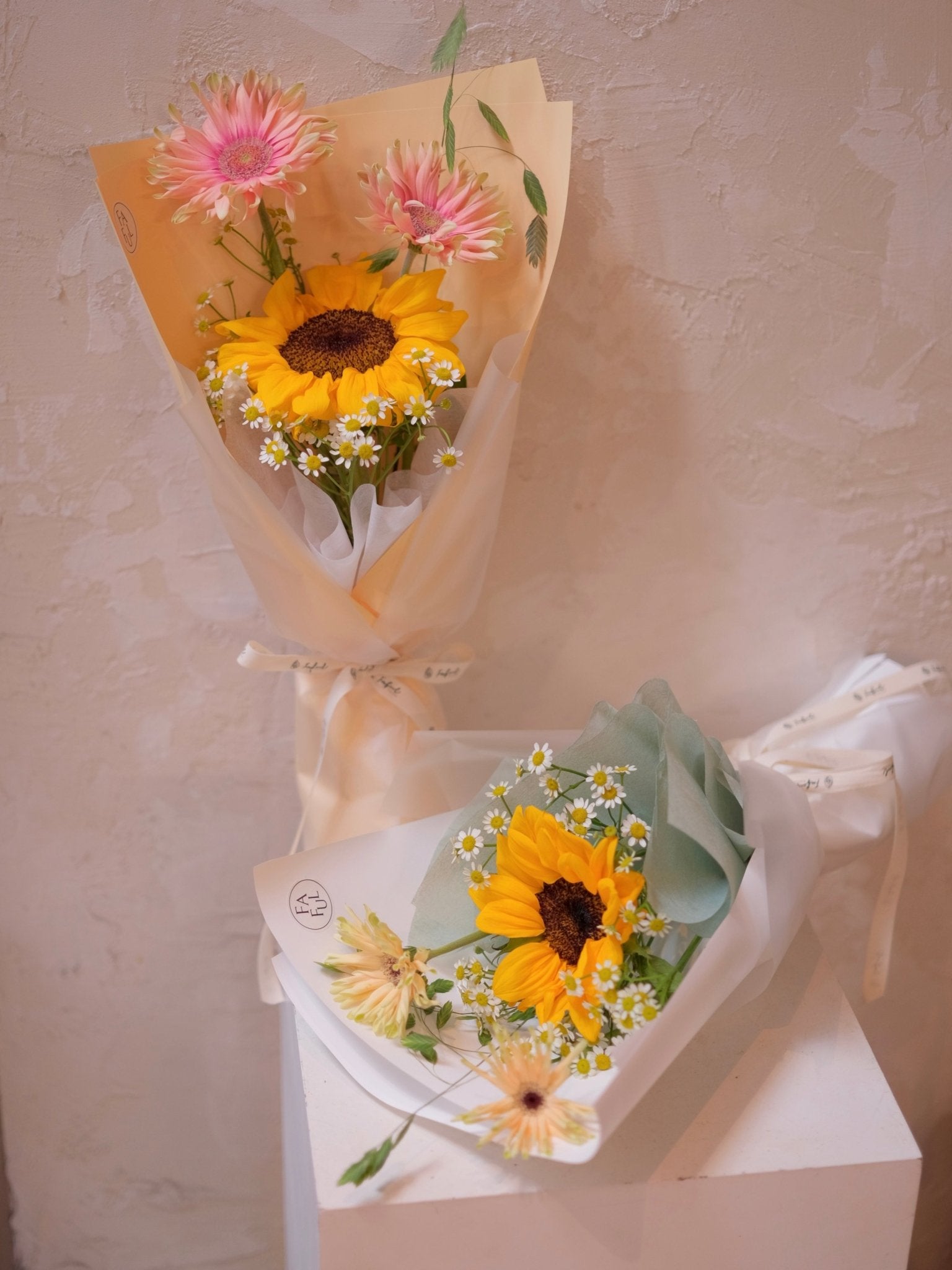 Petite Sunflower - Fresh Flowers - Bouquet - Bouquet - Graduation - Sunflower - 2
