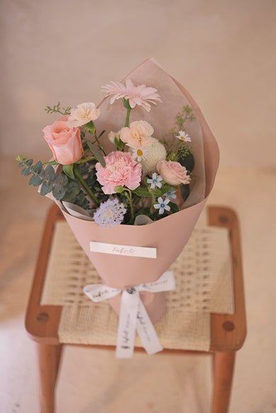 Seasonal Bouquet | XS - Fresh Flowers - Bouquet - Seasonal Bouquet - Seasonal Pick - 2