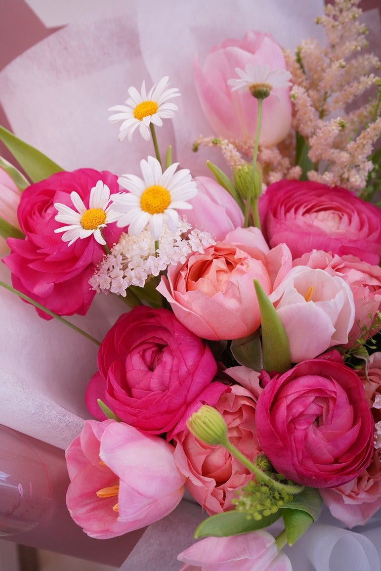 Born of love | Pink Tulip - Fresh Flowers - Bouquet - Anniversary - Bouquet - For Mum - 3