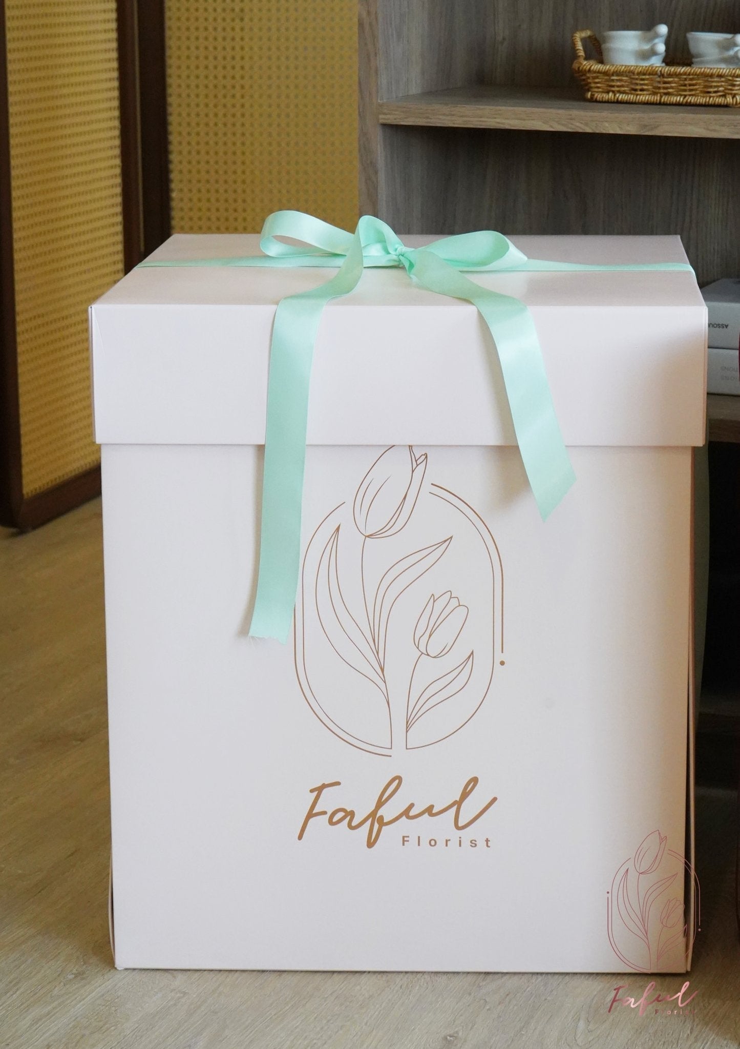 First Love | Calla Lily - Fresh Flowers - Flower Box - Romance - Surprise - Surprise Box - 5