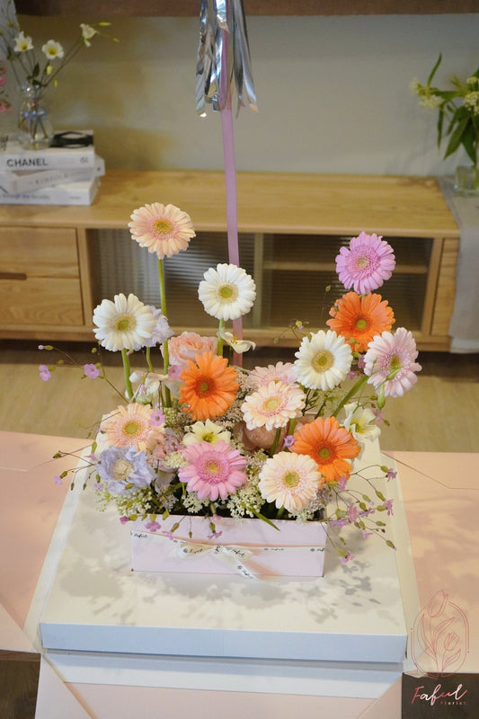Summer Vibes | Gerbera - Fresh Flowers - Flower Box - Gerbera - Surprise Box 2
