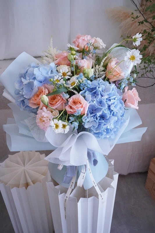 Endless Summer| Shimmer Rose & Hydrangea - Fresh Flowers - Bouquet - Anniversary - Birthday - Bouquet - 1