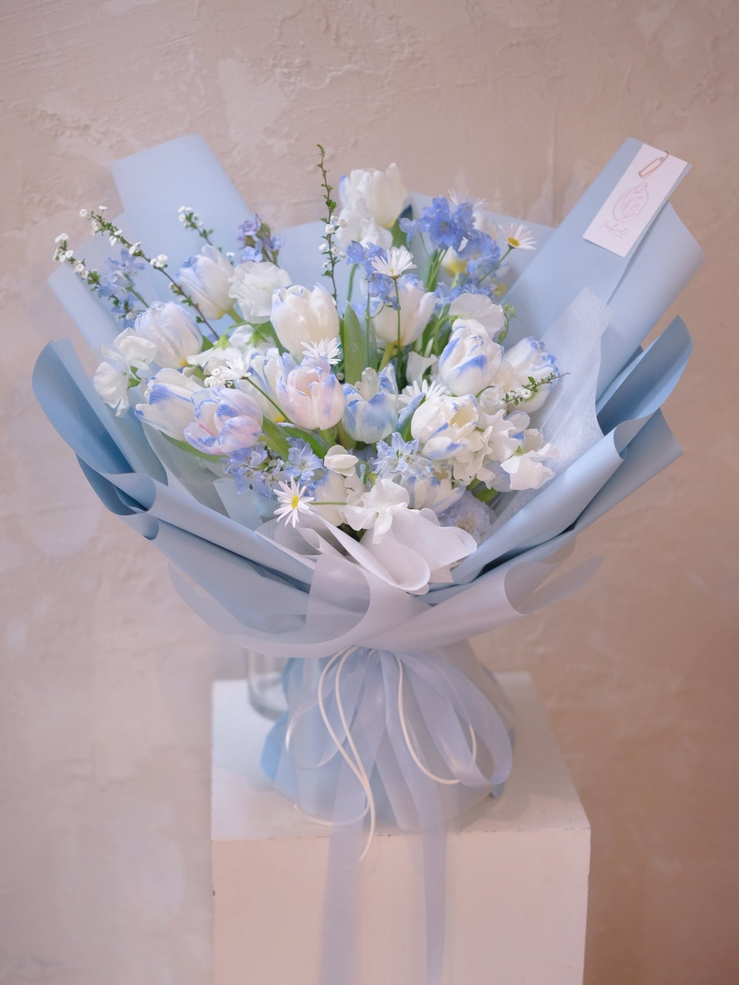 Frozen Kiss | Frozen Light Blue Tulip - 2026 Valentine's Day - 