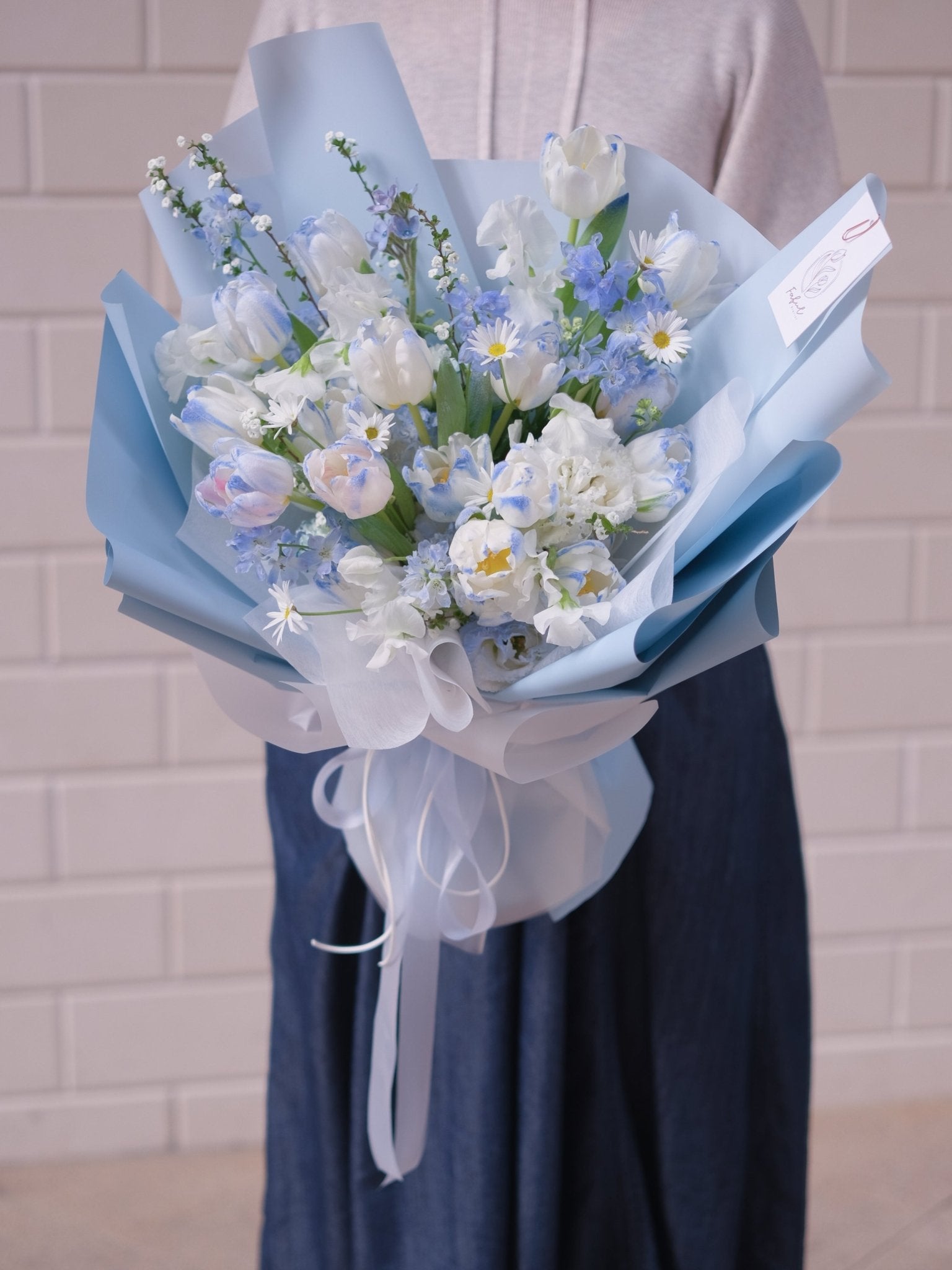 Frozen Kiss | Frozen Light Blue Tulip - 2026 Valentine's Day - 