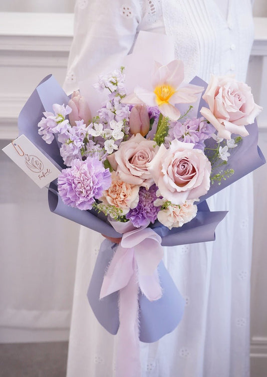 Grace | Quicksand Rose - Fresh flowers, Tulips, Roses- Standard - - Birthday - Bouquet - For Mum - 1
