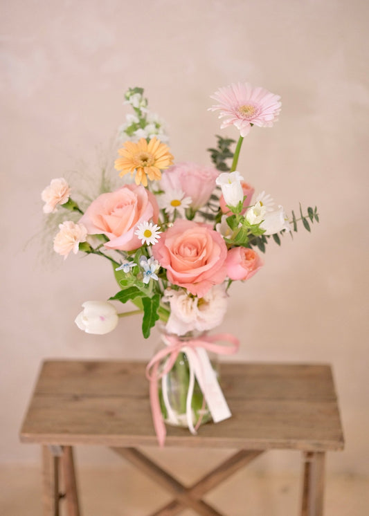 Seasonal Vase | S - Fresh Flowers - Bouquet - Seasonal Pick - Seasonal Vase - 1