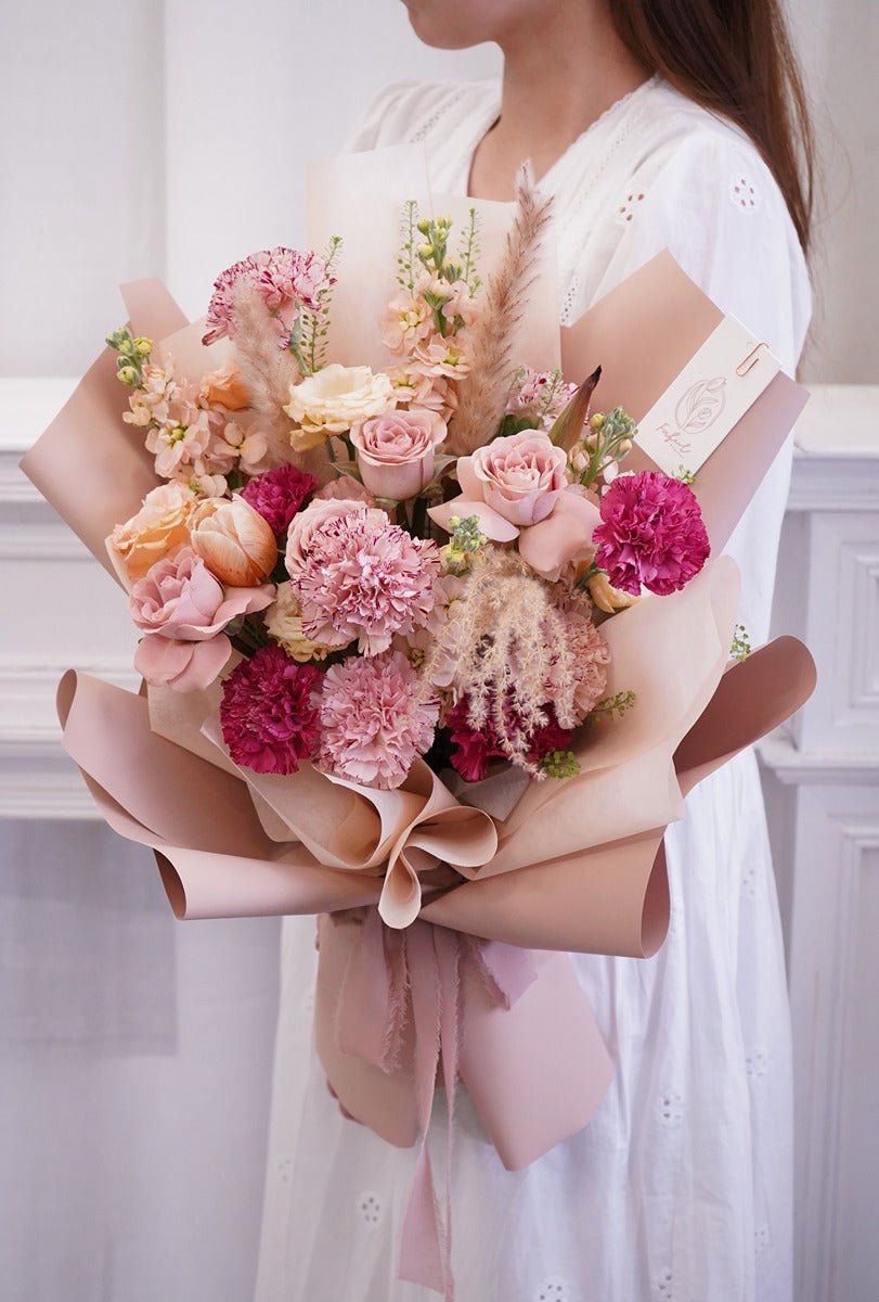 Beige | Cappuccino Rose - Fresh flowers, Roses- Standard - - 2023Mday - Bouquet - 5