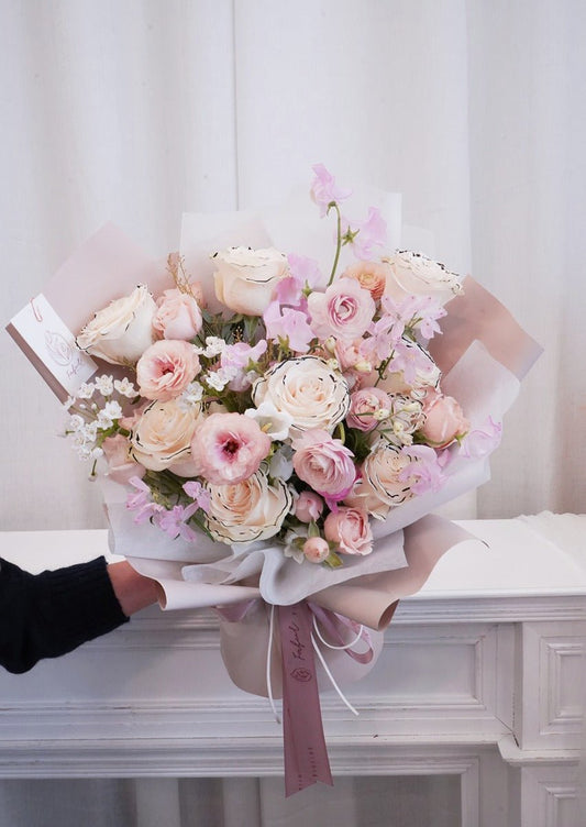 Blush Pink | Chanel Rose - Fresh flowers, Roses- 11 stems - - Bouquet - Chanel Rose - 1