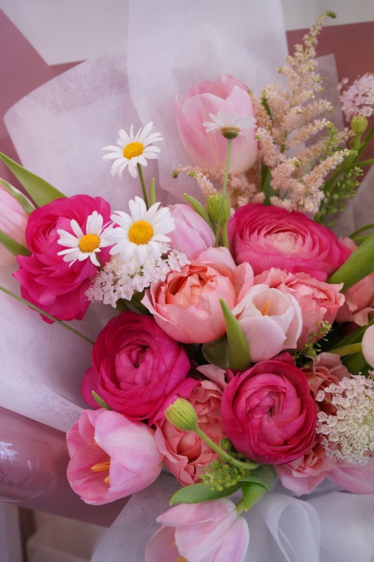 Born of love | Pink Tulip - Fresh flowers, Tulips- - - Bouquet - Seasonal Pick - 2