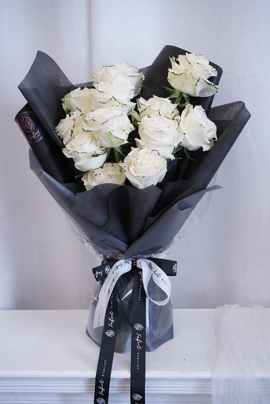 Classic | Chanel Rose - Fresh flowers, Roses- 10 Stems - - Bouquet - Chanel Rose - 1