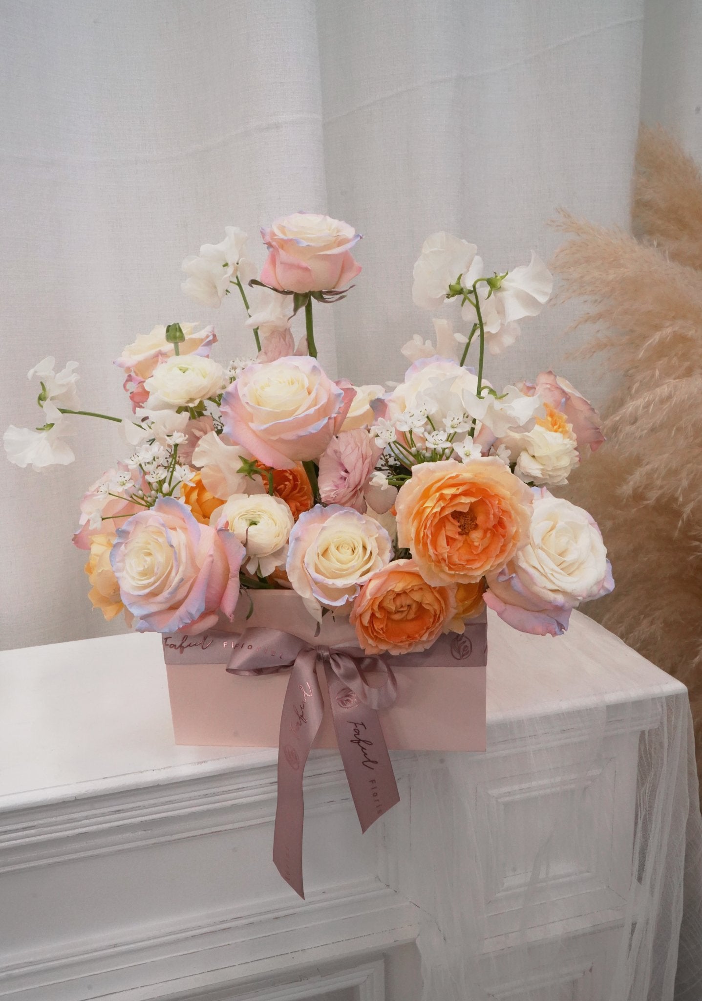 Honey love | Unicorn Rose - Fresh flowers, Roses- Honey love -  Feather - 2023vday - Surprise Box - 2