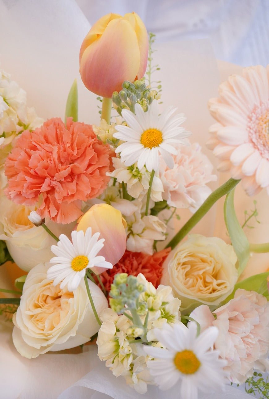 Joyful | Butter Cup Rose - Fresh flowers, Tulips,Roses- Standard - - 2023Mday - Bouquet - 5