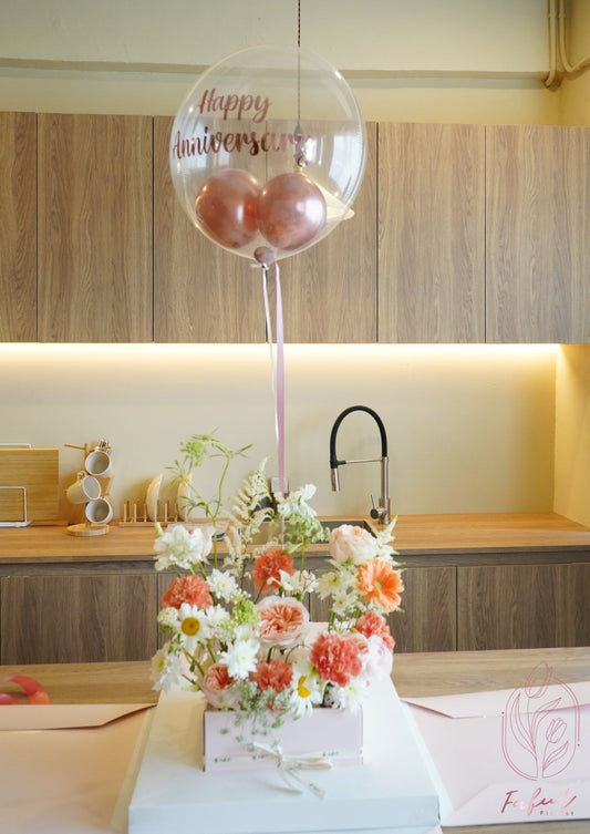 Orange Hermes | Juliet Garden Rose - Fresh flowers, Box, Roses- Orange Hermes - Feather - Surprise Box - - 6