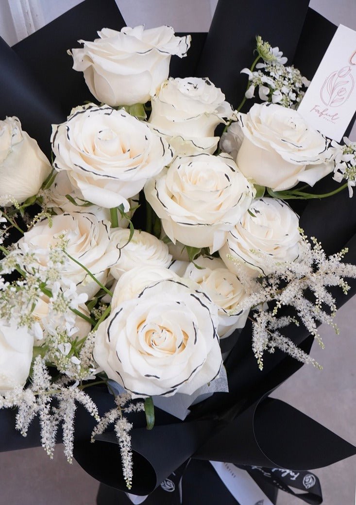 Pure White | Chanel Rose - Fresh flowers, Roses- 10 Stems - Classic Bouquet (有襯花) - Bouquet - Chanel Rose - 2